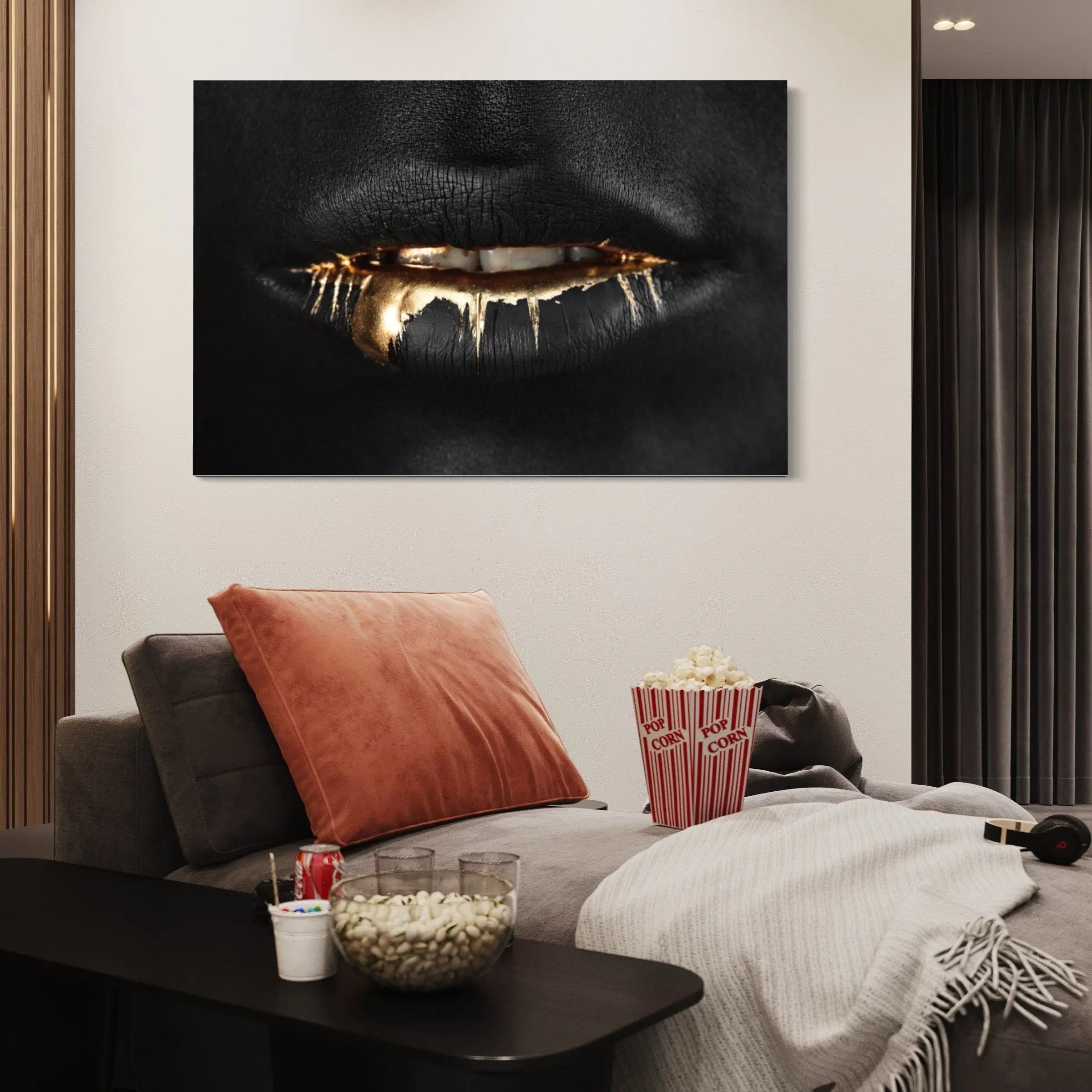 Golden Lips Canvas Wall Art | Poster Print Canvastoria