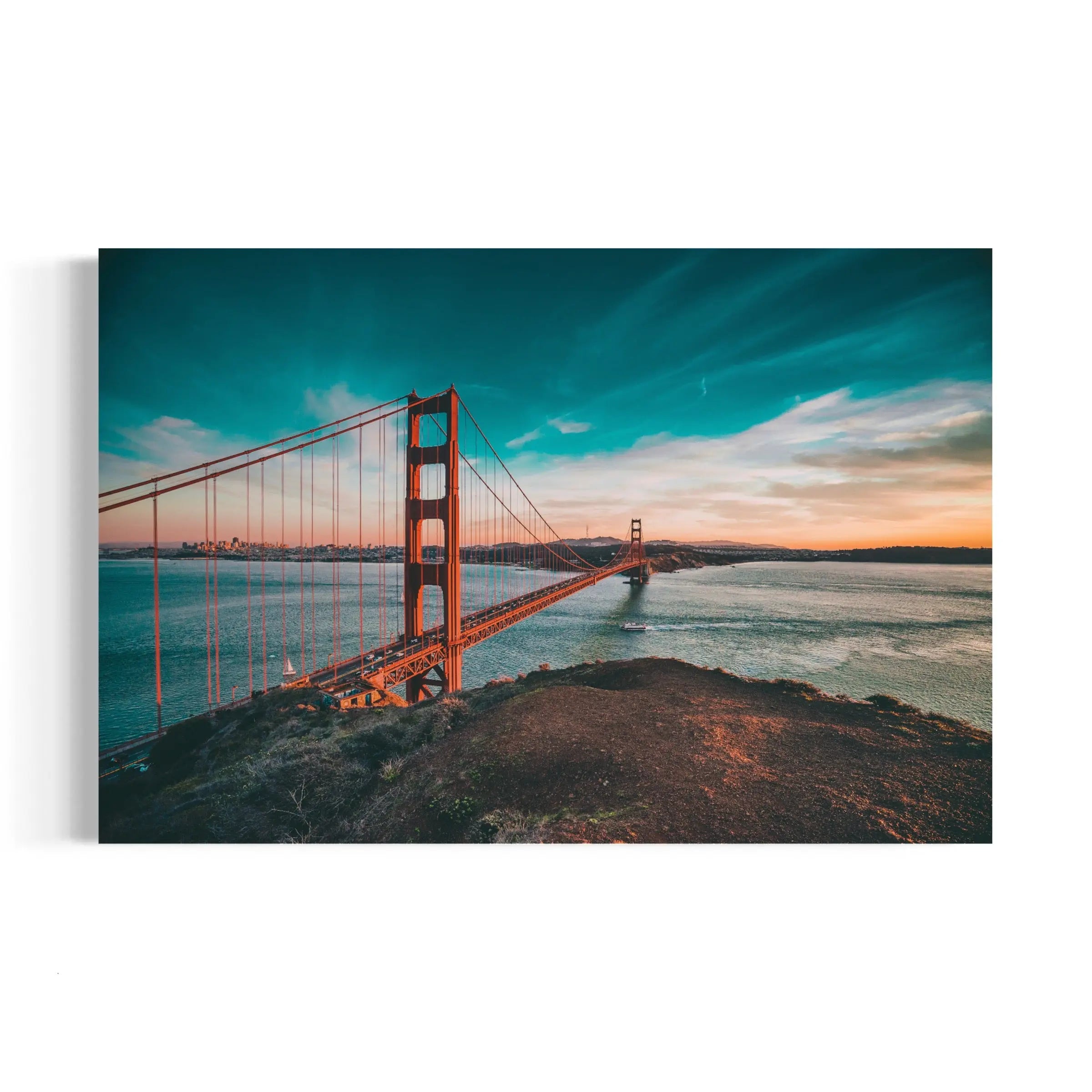 a picture of the golden gate bridge in san francisco